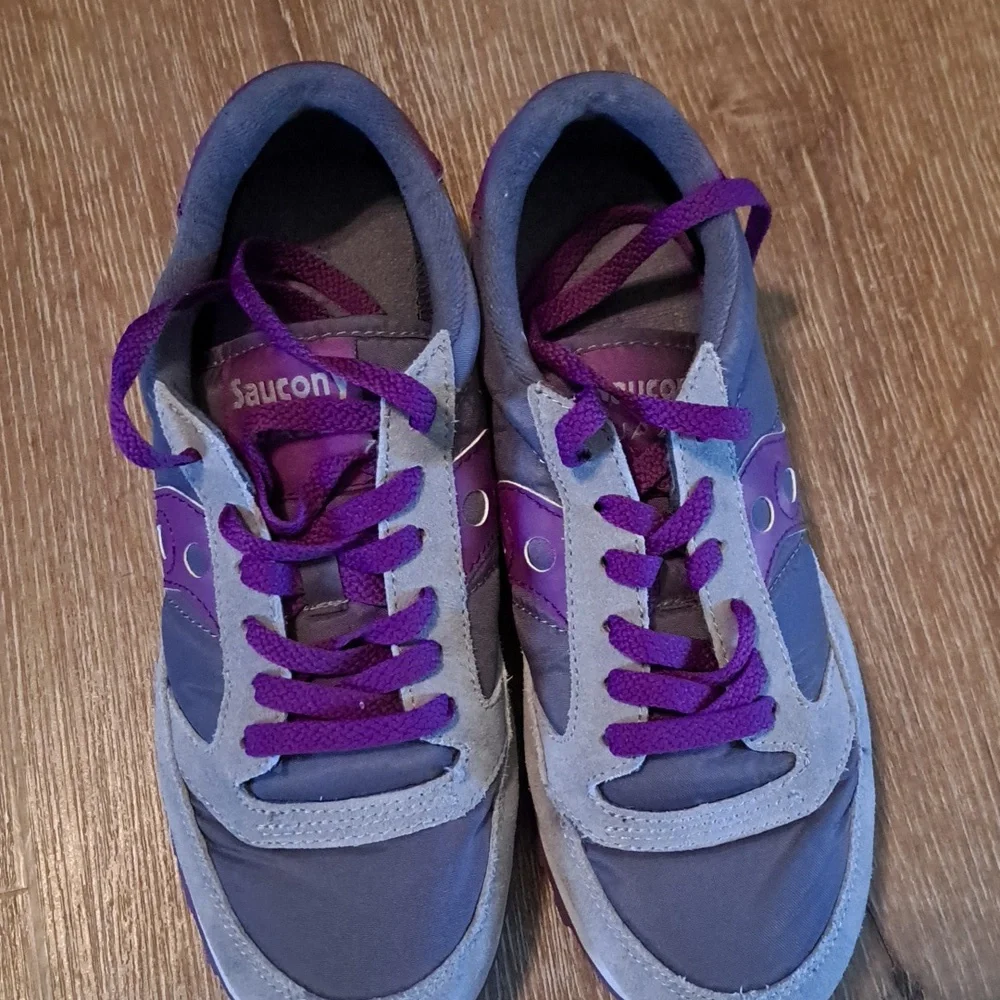 Saucony Grey and Purple Jazz Sneakers - Picture 2 of 7